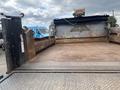 2008 Mitsubishi Fuso FE180 truck bed with a metal surface showing signs of rust and wear