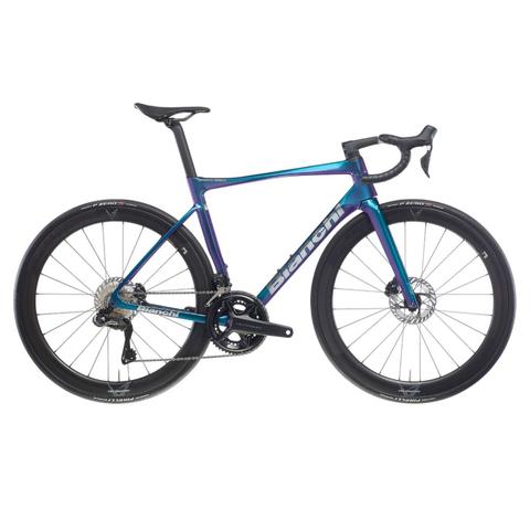 2026 Bianchi Specialissima Pro SRAM Force AXS Carbon lightweight road bike featuring a sleek frame and aerodynamic design with disc brakes and high-performance wheels