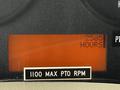 Display screen showing 2585 hours of operation for a 2017 International WorkStar 7600 with a label indicating 1100 max PTO RPM