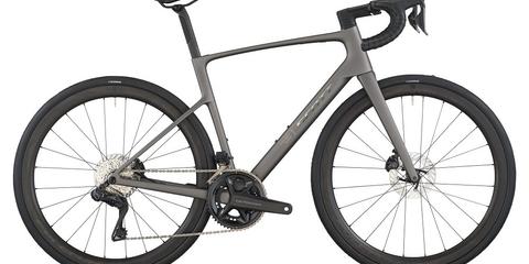 2026 Scott Addict 20 Road Bike in gray featuring a lightweight frame aerodynamic design drop handlebars and disc brakes